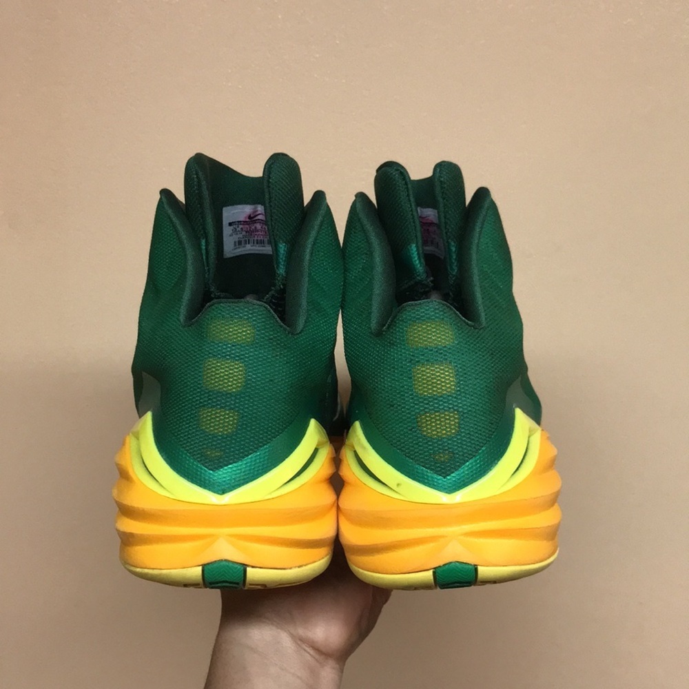 2014 Nike Hyperdunk Brazil - Picture 13 of 16